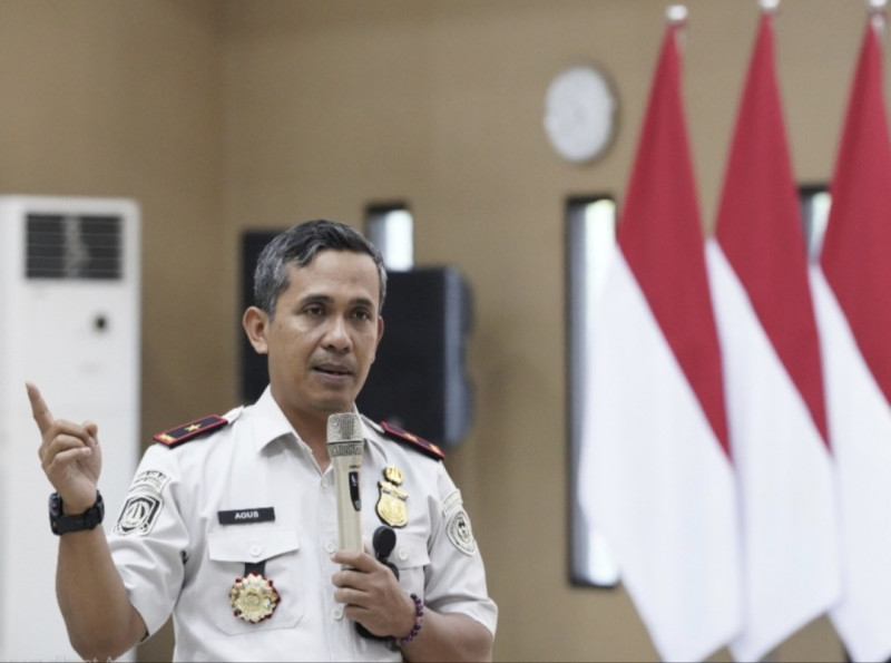 Kepala Kantor Imigrasi Kelas I Khusus TPI Surabaya, Agus Winarto.