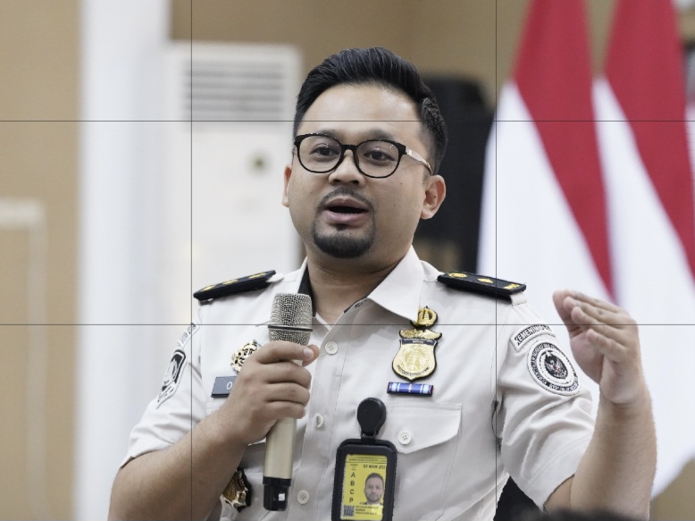 Kepala Bidang Tempat Pemeriksaan Imigrasi, Kholilur Rohman.