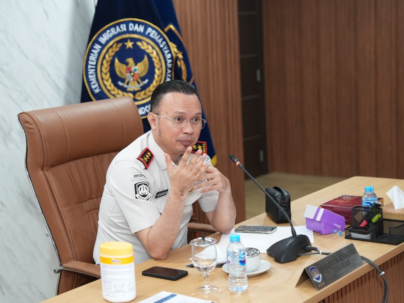 Direktur Jenderal Imigrasi, Hendarsam Marantoko,