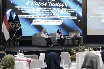 Kegiatan sosialisasi izin tinggal yang digelar Kantor Imigrasi Kelas I TPI Tanjung Perak.