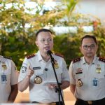 Dirjen Imigrasi Hendarsam Marantiko, didampingi Direktur Tempat Pemeriksaan Imigrasi TPI Suhendra (kiri), Kakanwil Ditjen Imigrasi DK Jakarta Pamuji Raharja, dan Kakanim Kelas I Khusus TPI Soekarno-Hatta Galih Priya Kartika Perdhana (kanan) saat memberikan keterangan pers.