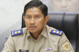Kepala Bagian Tata Usaha Kanwil BPN Jatim, Risdianto Prabowo Samodro, saat memimpin rapat evaluasi penanganan pengaduan di ruang rapat Tata Usaha, Senin (7/9/2026).
