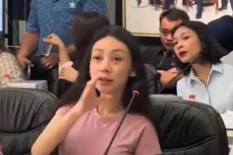 Mourin Chienci Lintong saat hadir dalam hearing dengan anggota Komisi B DPRD Surabaya pada bulan Juli lalu.